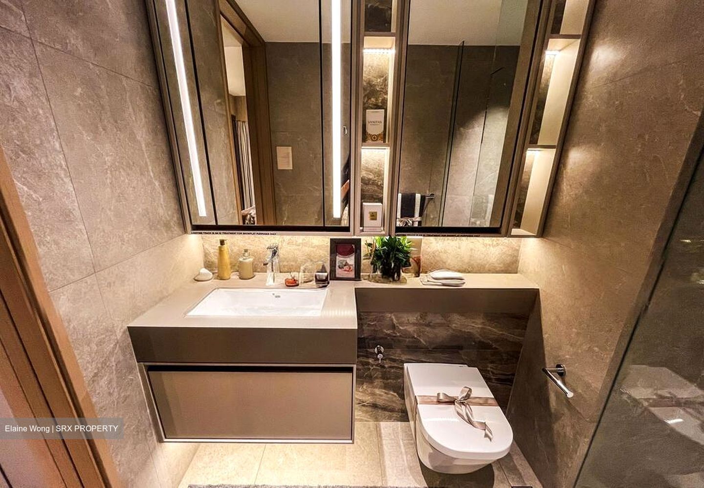 Commonwealth Towers (D3), Condominium #504922951